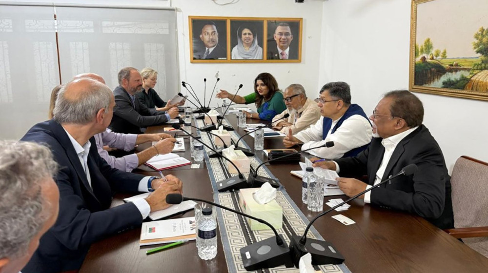 ইউরোপীয় পার্লামেন্টারি প্রতিনিধি দলের সঙ্গে বিএনপির বৈঠক ইউরোপীয় পার্লামেন্টারি প্রতিনিধি দলের সঙ্গে বিএনপির বৈঠক