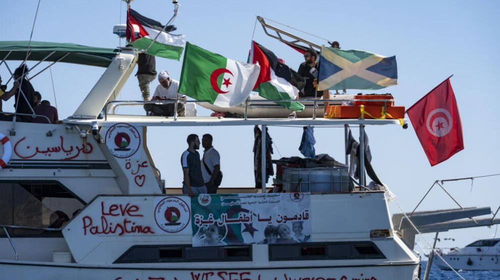 গাজার জলসীমায় প্রবেশ করল ফ্লোটিলার জাহাজ, পথে আরও ২৩টি