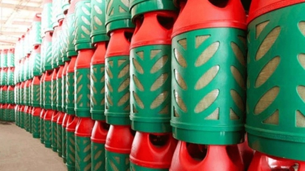 বাড়ল এলপিজির দাম বাড়ল এলপিজির দাম