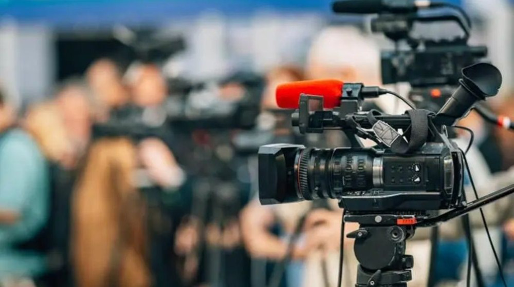 অন্তর্বর্তী সরকারের কাছ থেকে কারা, কীভাবে টিভি লাইসেন্স পেলেন? অন্তর্বর্তী সরকারের কাছ থেকে কারা, কীভাবে টিভি লাইসেন্স পেলেন?