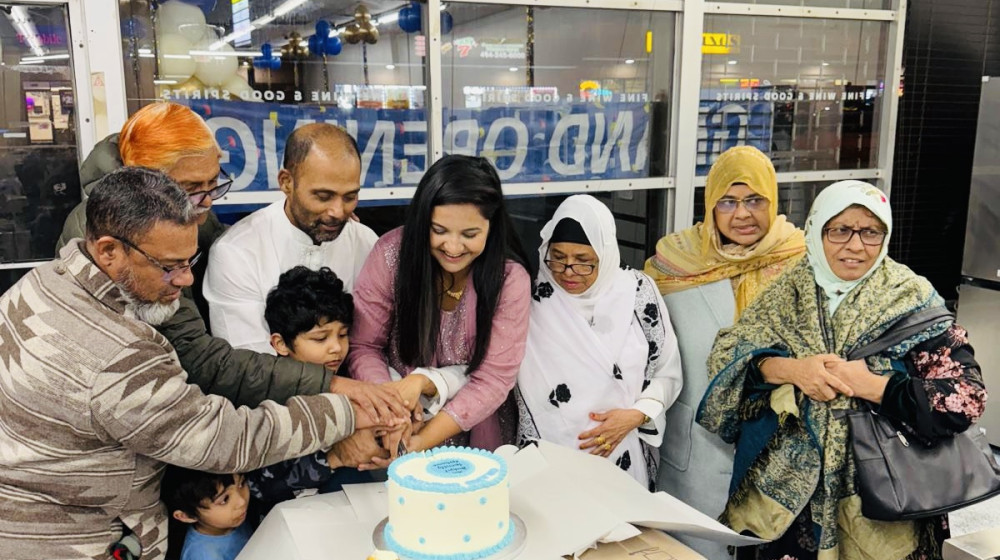 বাংলাদেশি মালিকানাধীন ‘Am Budget Friendly Appliances’-এর গ্র্যান্ড ওপেনিং ল্যান্সডাউনে বাংলাদেশি মালিকানাধীন ‘Am Budget Friendly Appliances’-এর গ্র্যান্ড ওপেনিং ল্যান্সডাউনে