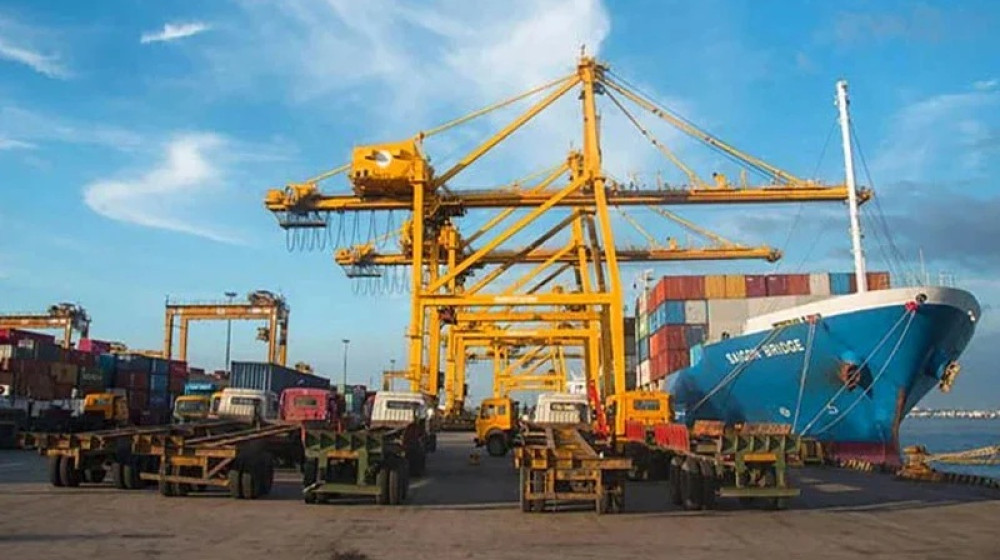 চট্টগ্রাম বন্দর চালাবে বিদেশিরা, কমিশন যাবে শেখ পরিবারে চট্টগ্রাম বন্দর চালাবে বিদেশিরা, কমিশন যাবে শেখ পরিবারে