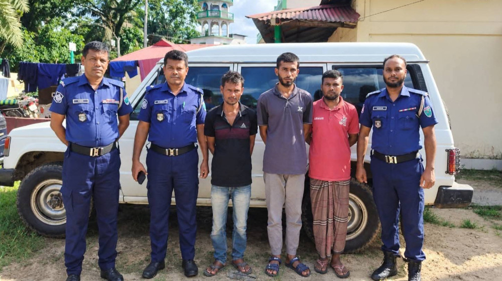 শ্রীমঙ্গলে আন্তঃজেলা সদস্য ডাকাতির প্রস্তুতিকালে অস্ত্রসহ ৩জন গ্রেপ্তার