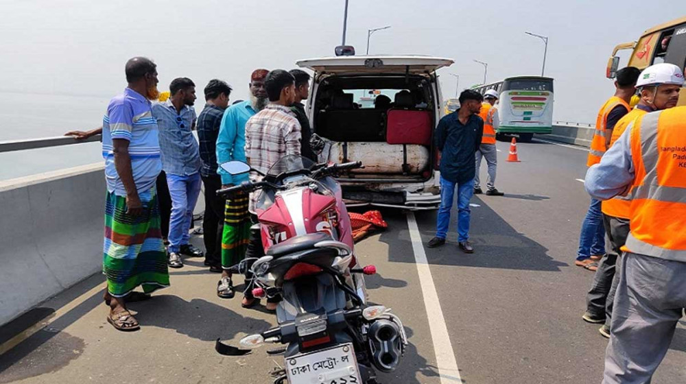 পদ্মা সেতুতে মোটরসাইকেলের ধাক্কায় একজন নিহত