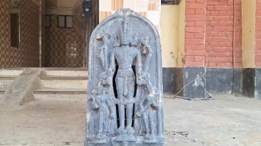 মুন্সিগঞ্জে ১৫ কোটি টাকার কষ্টিপাথরের বিষ্ণু মূর্তি উদ্ধার মুন্সিগঞ্জে ১৫ কোটি টাকার কষ্টিপাথরের বিষ্ণু মূর্তি উদ্ধার