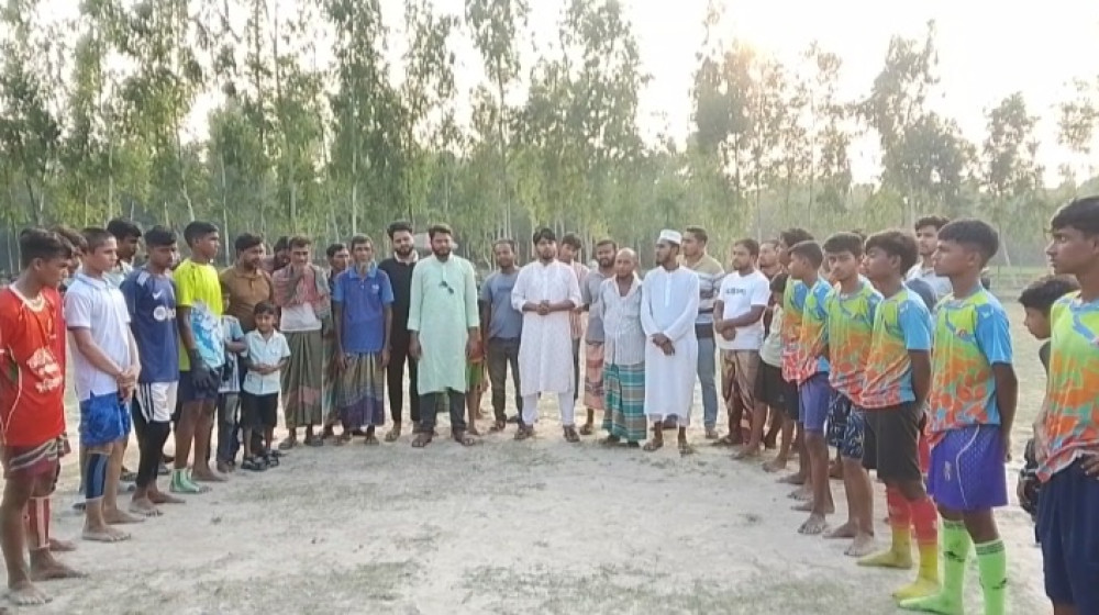 ভোগডাঙ্গায় ৫নং ওয়ার্ডে ঘরে ঘরে গণসংযোগে মেম্বার পদপ্রার্থী সিরাজুল ইসলাম নয়ন