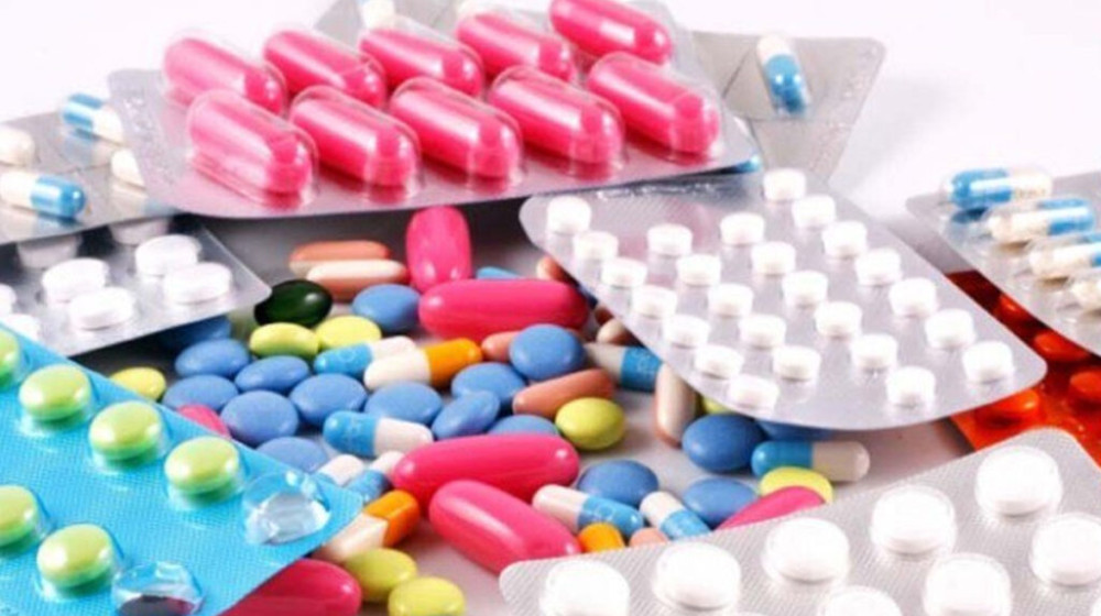 খরচের চাপ কমাতে ওষুধ কেনা কমিয়েছে সাধারণ মানুষ