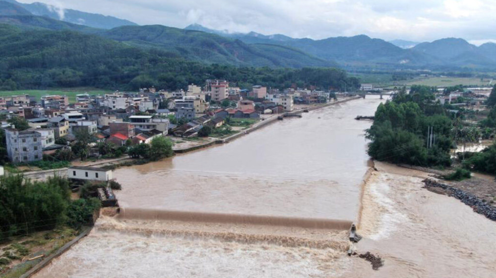 ভয়াবহ বন্যার কবলে চীনের দক্ষিণাঞ্চলের প্রদেশ গুয়াংডং