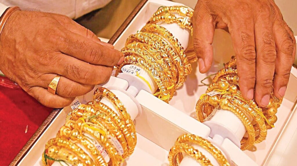 দুদিনে স্বর্ণের দাম কমলো ৫২৩৭ টাকা দুদিনে স্বর্ণের দাম কমলো ৫২৩৭ টাকা