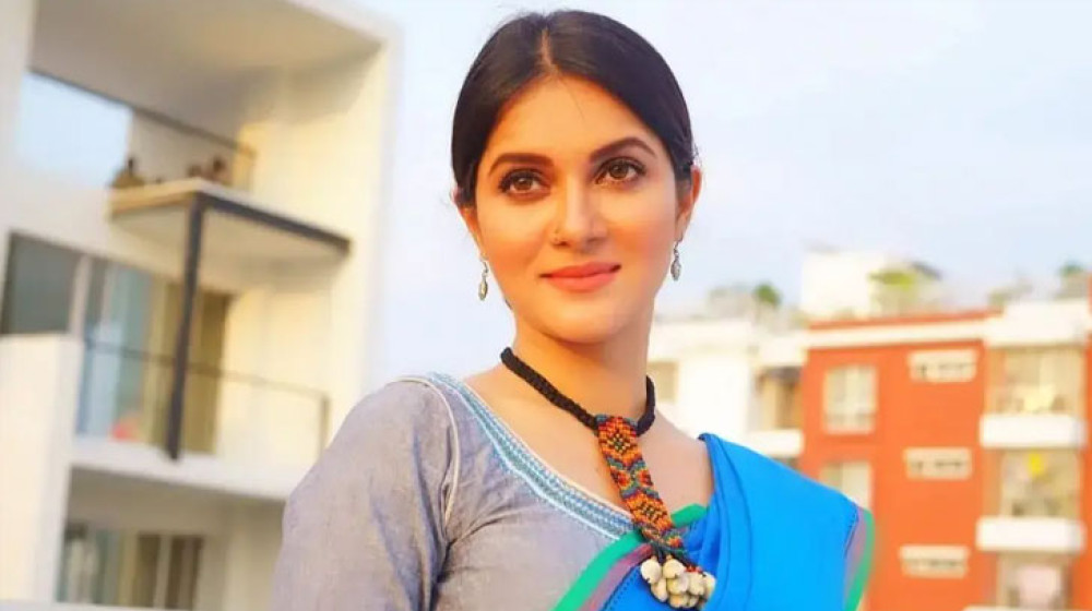 সবার ভালোবাসায় সত্যিই আমি মুগ্ধ: মিথিলা সবার ভালোবাসায় সত্যিই আমি মুগ্ধ: মিথিলা