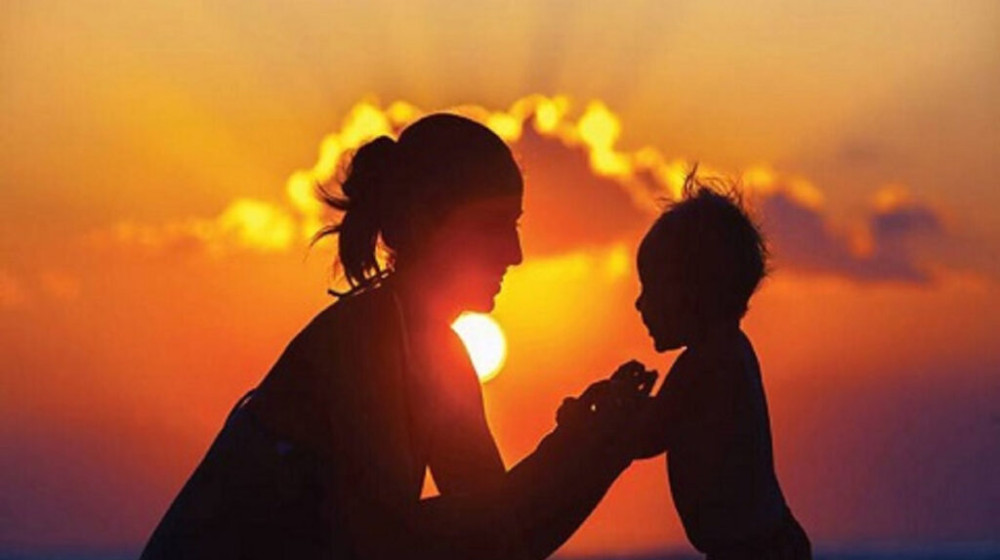 আজ বিশ্ব মা দিবস