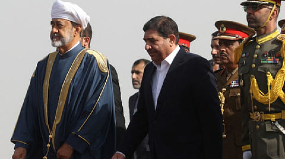 ইরানে অন্তর্ব র্তীকালীন দায়িত্ব নিচ্ছেন মোহাম্মাদ মোখবার: ৫০ দিনের মধ্যেই ইরানে প্রেসিডেন্ট নির্বাচন ইরানে অন্তর্ব র্তীকালীন দায়িত্ব নিচ্ছেন মোহাম্মাদ মোখবার: ৫০ দিনের মধ্যেই ইরানে প্রেসিডেন্ট নির্বাচন