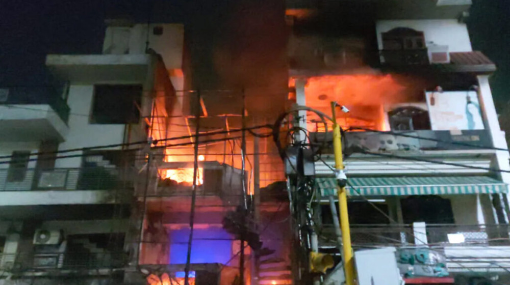 দিল্লির ‘শিশু হাসপাতালে’ ভয়াবহ অগ্নিকাণ্ডে ৬ শিশুর মৃত্যু