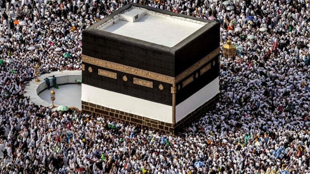 সারা পৃথিবী থেকে হজ পালনে এসেছেন ১৫ লাখ মুসল্লি সারা পৃথিবী থেকে হজ পালনে এসেছেন ১৫ লাখ মুসল্লি